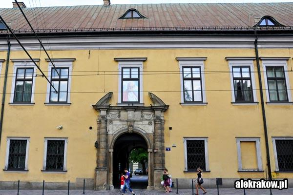 udział w szkoleniu zawodowym. Zgłoszenia na załączonym formularzu należy przesłać do dnia 16 stycznia 2017 r. pocztą e- mail na adres: ora.kielce@adwokatura.pl.