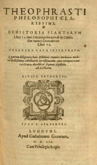 Il. 3. Po lewej: strona tytułowa łacińskiego wydania Wiadomości o roślinach (Lyon, 1552). Format 8. Po prawej: początek księgi IX: Rośliny lecznicze i aromatyczne, zwłaszcza egzotyczne.