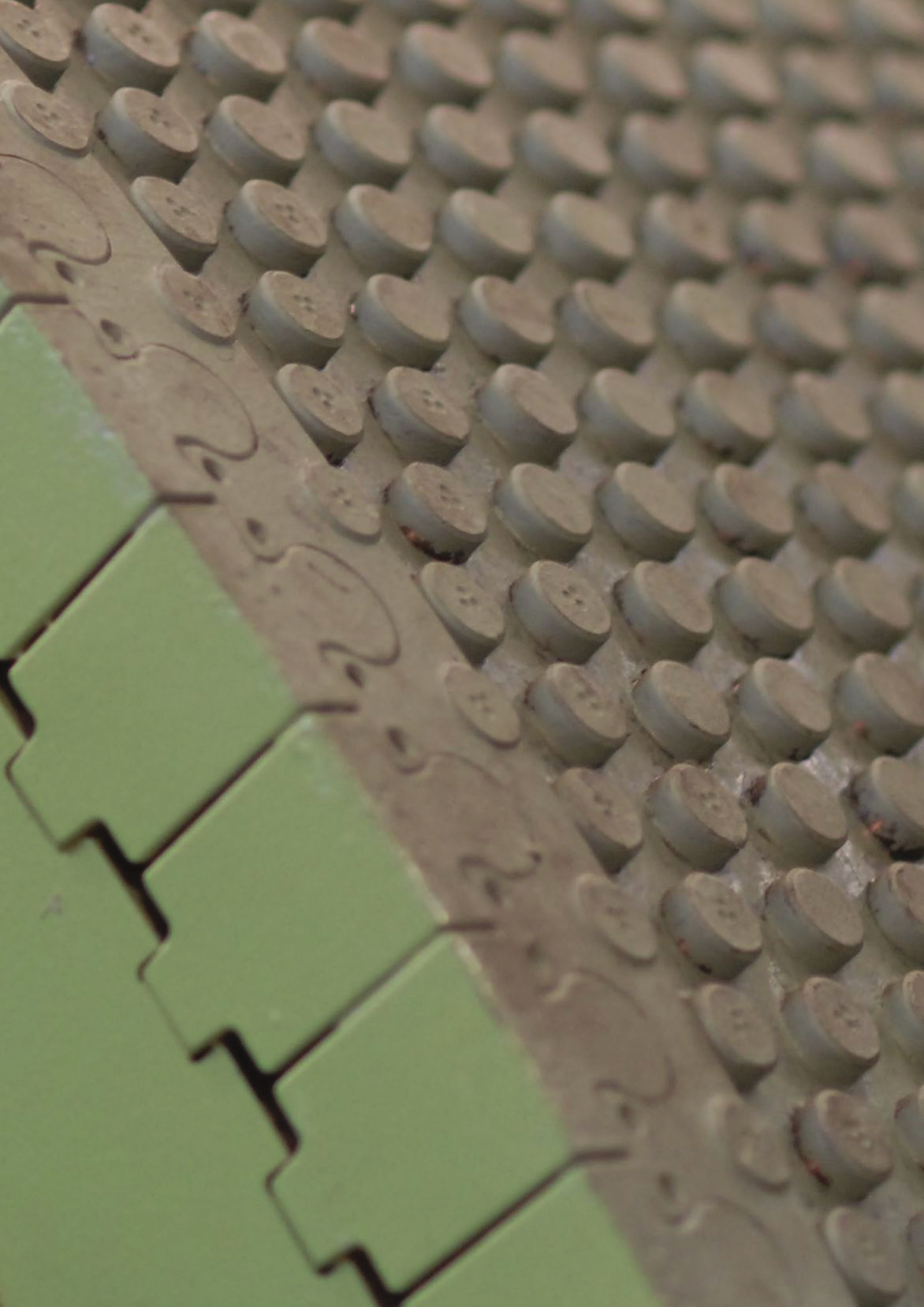 KHD* high pressure grinding rolls are a core component of the Weir Minerals Mill Circuit Solution.
