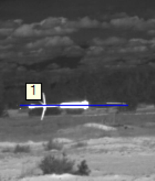 Detekcja optoelektroniczna w systemie obrony aktywnej Optoelectronic Detection in Active Defense System 73 pozostaje wysoka, ponad 200 C.