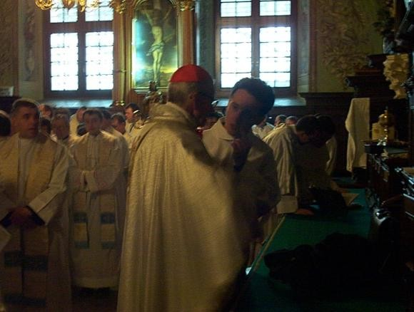 PRZYGOTOWANIE BEZPOŚREDNIE - uzgodnienia z głównym celebransem zawsze przed liturgią C powinien porozmawiać z GC przedmiotem ustaleń