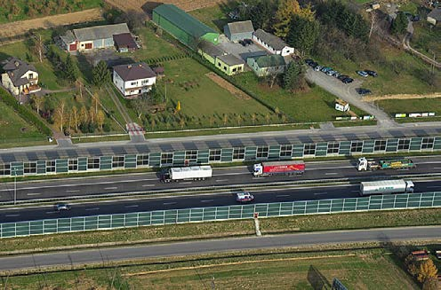 RAPORT O STANIE ŚRODOWISKA WOJEWÓDZTWA LUBELSKIEGO W 2015 ROKU Pomiary hałasu drogowego wykonane w 2015 r. w województwie lubelskim zgromadzono w bazie EHALAS.