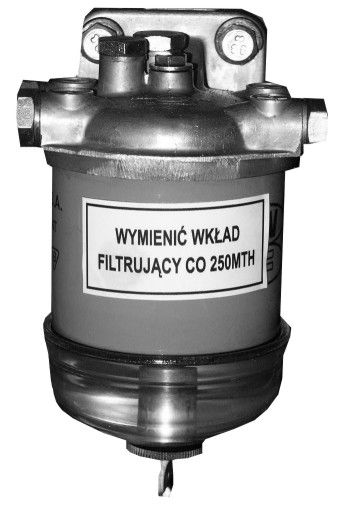 PRONAR F. OBSŁUGA TECHNICZNA CIĄGNIKA PRONAR OPERACJA Nr Wymiana wkładu filtra wstępnego oczyszczania paliwa.