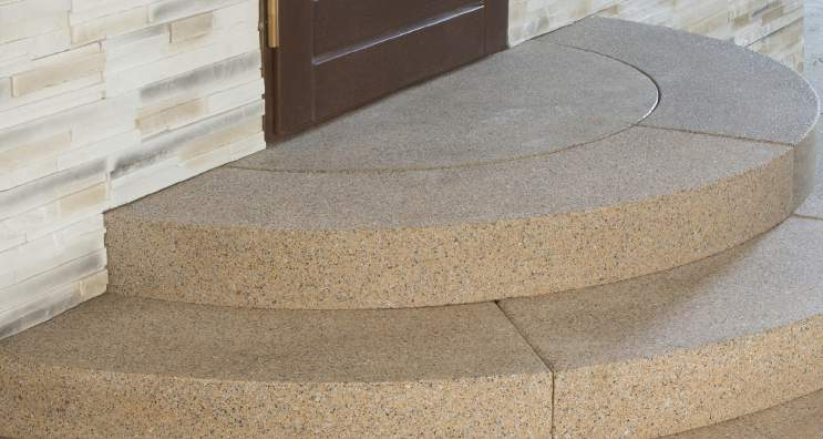 STOPNIE BLOKOWE ŁUKOWE Blok schodowy [cm] Element A (R 66 cm) Element B (R 101,5 cm) Element C (R 134,5 cm) Element D (R 167,5 cm) Waga stopnia [t] 0,054 0,168 0,110 0,094 Wysokość stopni