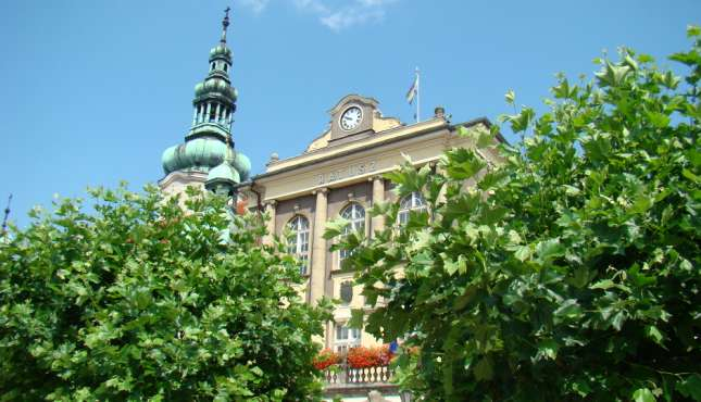 KNURÓW ŁAZISKA GÓRNE ORZESZE