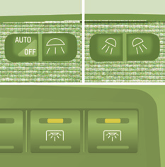 Informacje praktyczne 79 Lampki do czytania Włączane są za pomocą przełącznika. Wyłącznik kierowcy obsługuje dwie lampki jednocześnie.