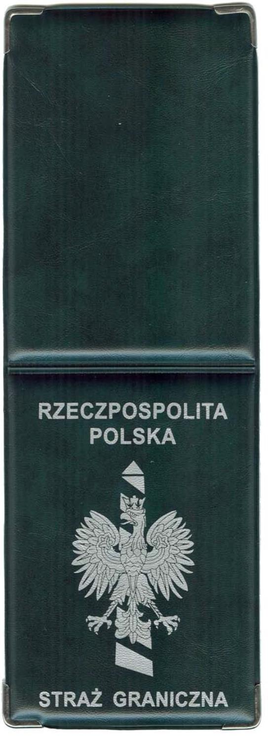 OKŁADKA LEGITYMACJI Okładka legitymacji wykonana jest z tworzywa sztucznego w kolorze ciemnozielonym z metalowymi okuciami w kolorze srebrnym oraz tłoczeniami w kolorze srebrnym: 1) RZECZPOSPOLITA