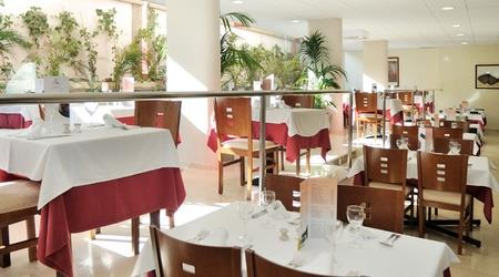 Strona hotelu: www.roc-hotels.com 13.10.2014-20.10.2014 1-tydzień 1 270,00 PLN 13.