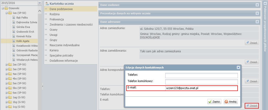 6. Wprowadź adresy e-mail rodziców/opiekunów. Przejdź na kartę Rodzina kartoteki ucznia.