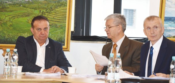 Wiejskiej, budowa remizy w Ujœciu, wykosocjalnego.