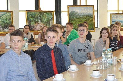 OBSLUGA INWESTORA Punkt Obs³ugi Inwestora realizuje szereg dzia³añ, których celem jest wspieranie rozwoju przedsiêbiorczoœci.