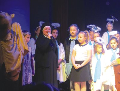 Podczas Jase³ek pad³y znacz¹ce s³owa, które warto przetoczyæ, i wspó³czeœni ludzie zapomnieli o tym, co najwa niejsze, a szukaj¹ w³adzy, pieniêdzy i przyjemnoœci za wszelk¹ cenê.