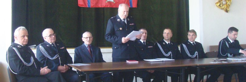 spoczynku Henryka Dygusia, Dyrektora Zak³adu Obs³ugi Szkó³ i Przedszkoli Pana Zbigniewa Flisa, Radnych Powiatowych Pana Zenona Sydora i S³awomira Dworaka oraz Miejskich i organizacja zawodów