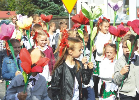 W czerwcu, a dok³adnie 18 czerwca 2016 roku uczestniczyliœmy w Jubileuszu 20.lecia powstania Parafii pw. Œw. Jadwigi Królowej.