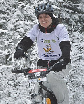 Zwyciêzc¹ maratonu zosta³ Grzegorz Mazur z MetroBikes.pl (Lublin), czas (1:22:05 minut).