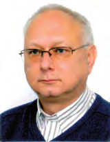 Przepływomierz kolanowy i sondy uśredniające wymagają ingerencji w rurociąg, ale późniejsza eksploatacja jest pewniejsza i nie wymaga stałego nadzoru.