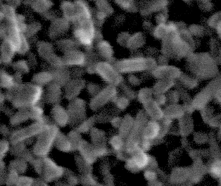 d inθ = nλ Wzór Bragga określa kierunek proienia odbitego względe proienia padającego (θ), gdy ugięcie i interferencja fali proieniowania X zachodzi na niekończonych płazczyznach.