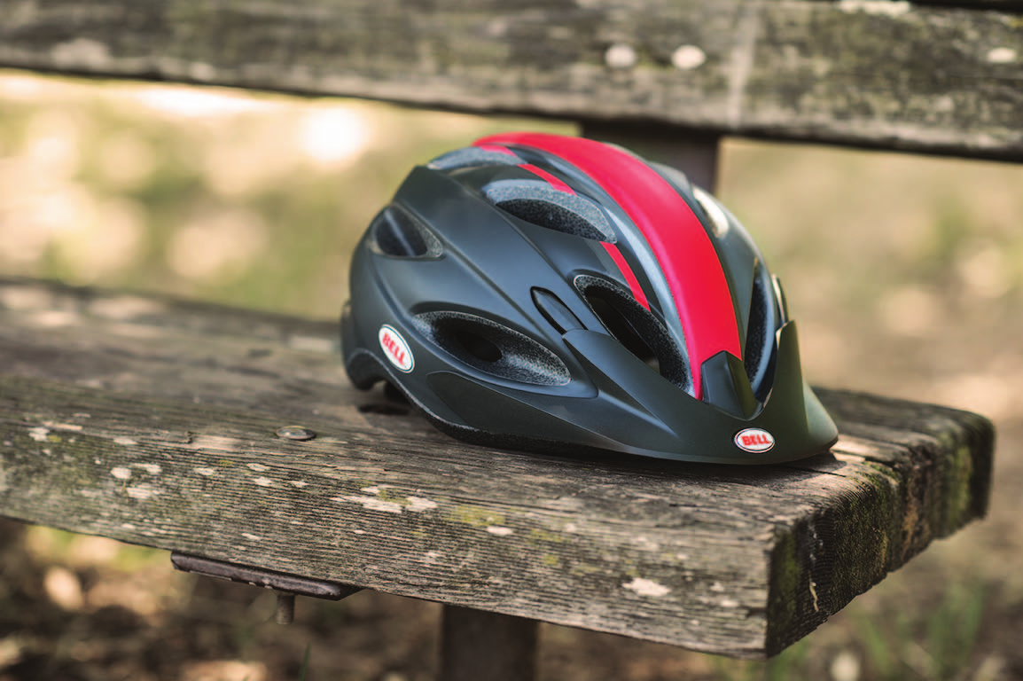 NOWY MODEL 2014 REC XLP SZYTY NA MIARE Kask XLP firmy Bell dowodzi, że duże czasem naprawdę jest lepsze - szczególnie, gdy mowa o kasku stworzonym
