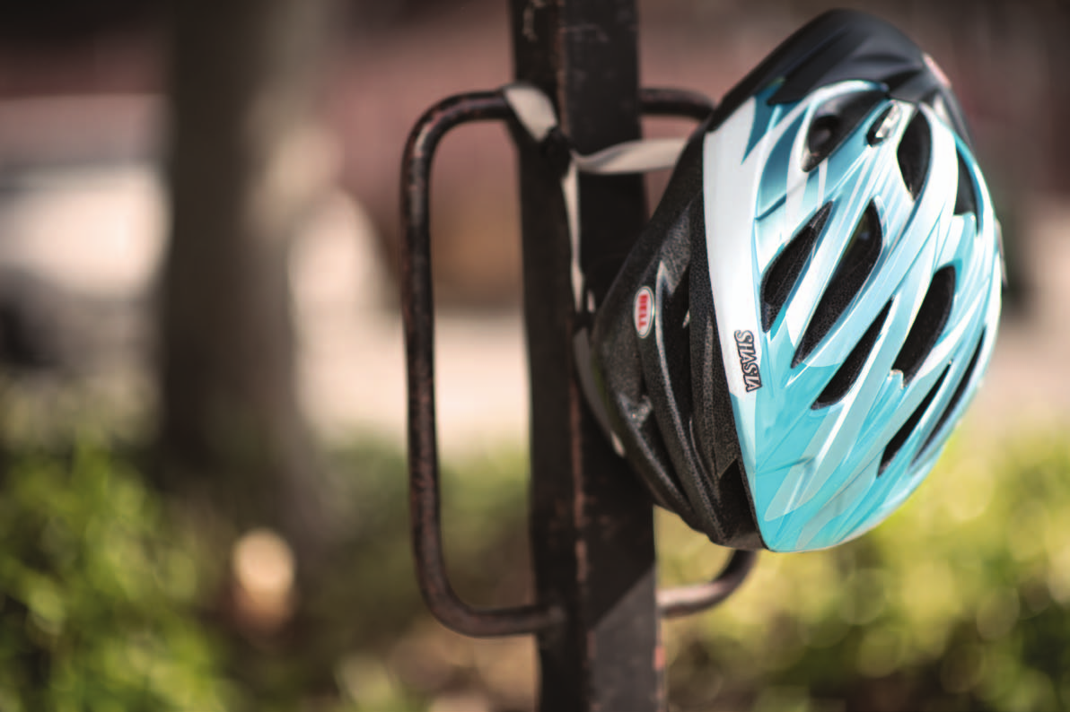 Shasta MŁODZI I WOLNI REC Shasta to kask z wtryskiwaną skorupą