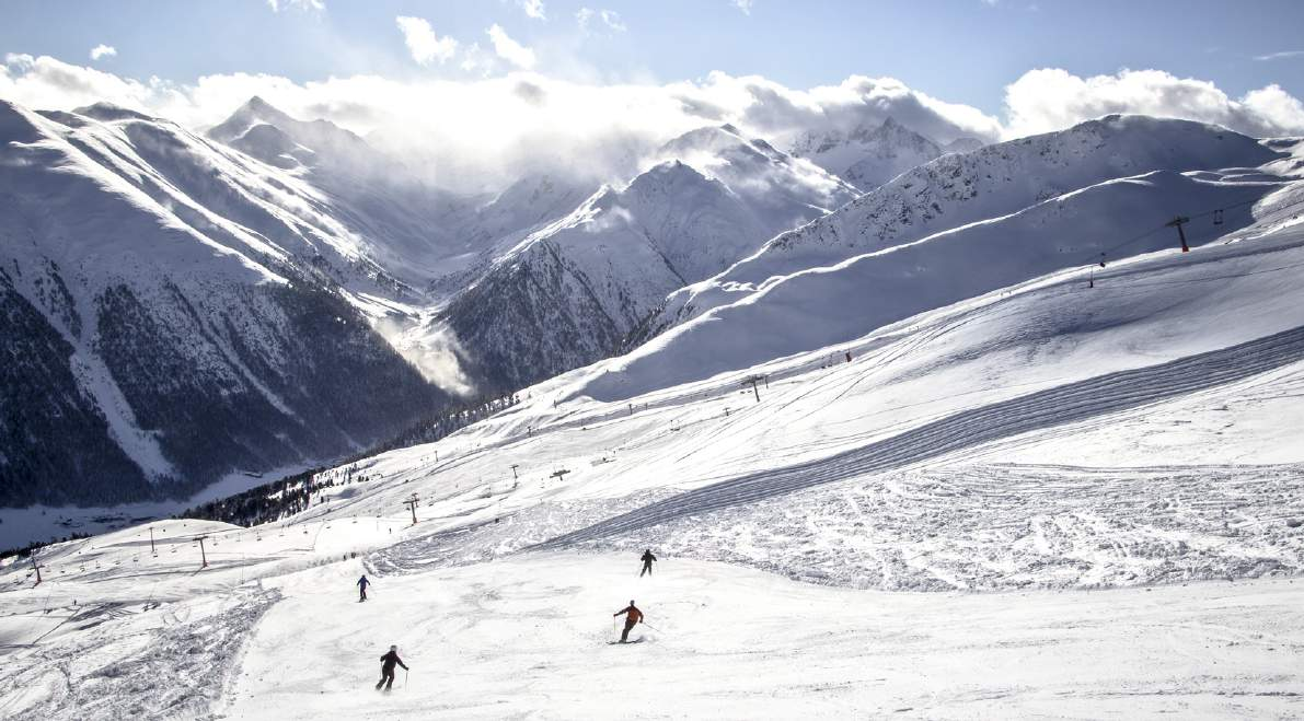 Madonna di Campiglio to miejsce tegorocznych treningów na nartach dla najlepszych narciarzy oraz dla ich rodzin.