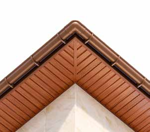 ysunięcie okapu dachu powyżej 40 cm Montaż podsufitki w kierunku prostopadłym do elewacji: powyżej 40 cm pokrycie dachowe krokiew deska czołowa ściana budynku łaty drewniane panel podsufitki listwa