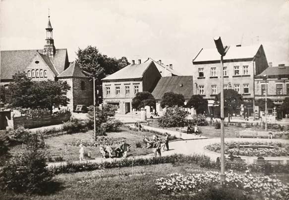 Ryc. 34 Rynek kościół św. Mikołaja. Wyd. RUCH, fot. H. Hermanowicz, 1967 r.