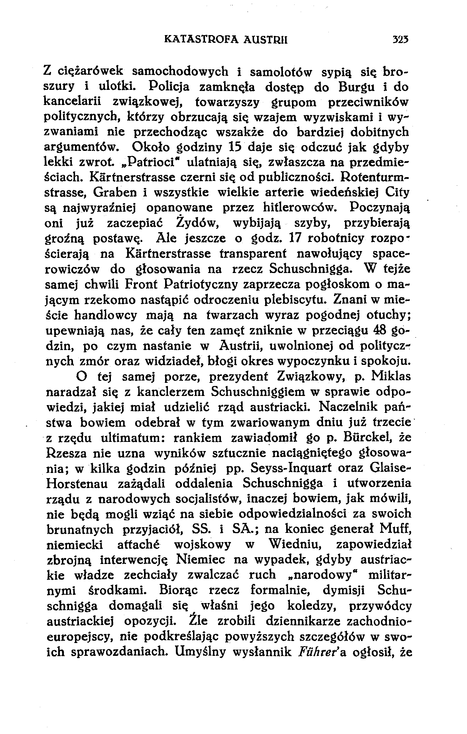 KATASTROFA AUSTRII 325 Z ciężarówek samochodowych i samolotów sypią się broszury i ulotki.