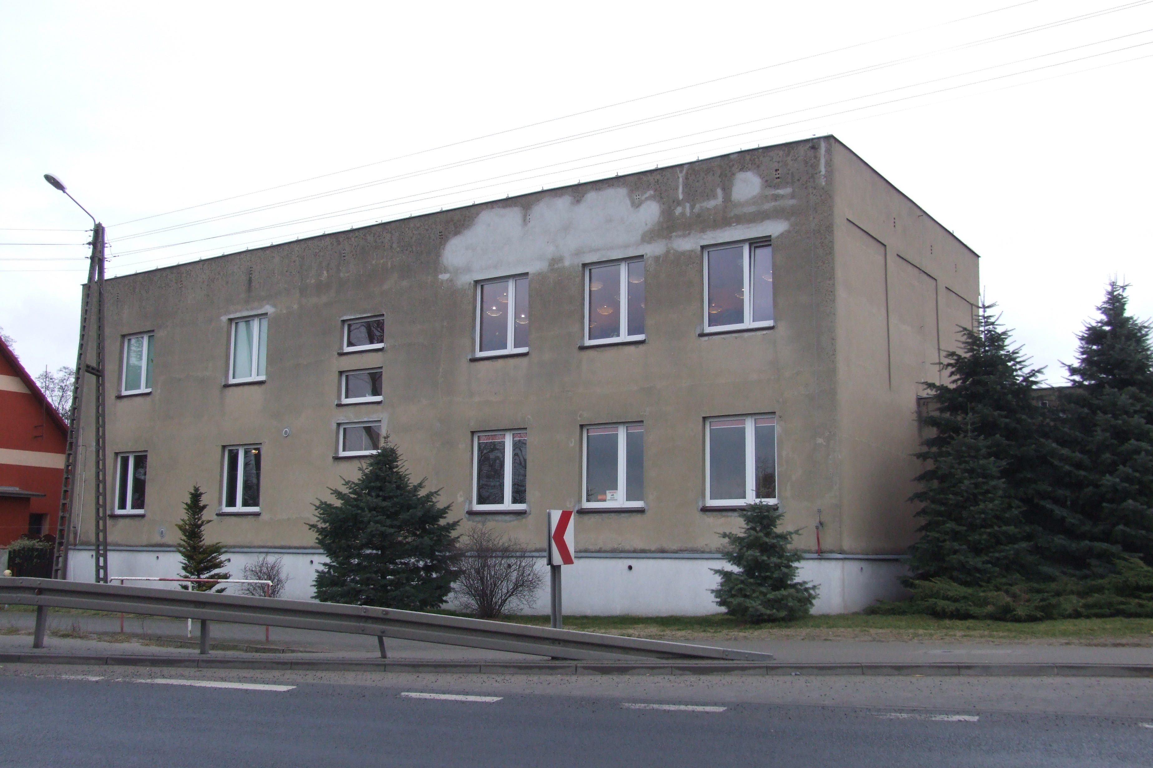 B. Budynki Szkoły