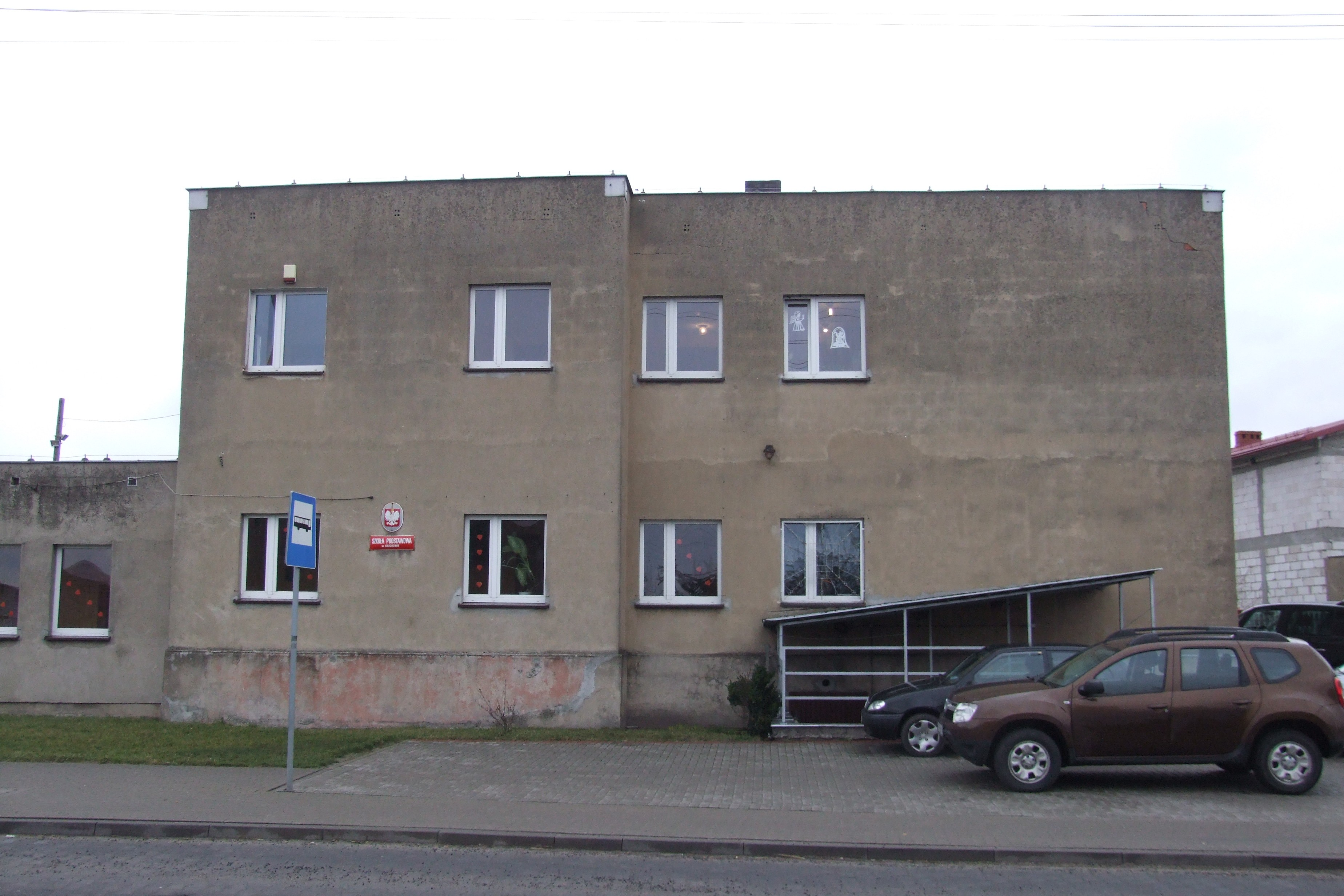 7 Budynek północny od