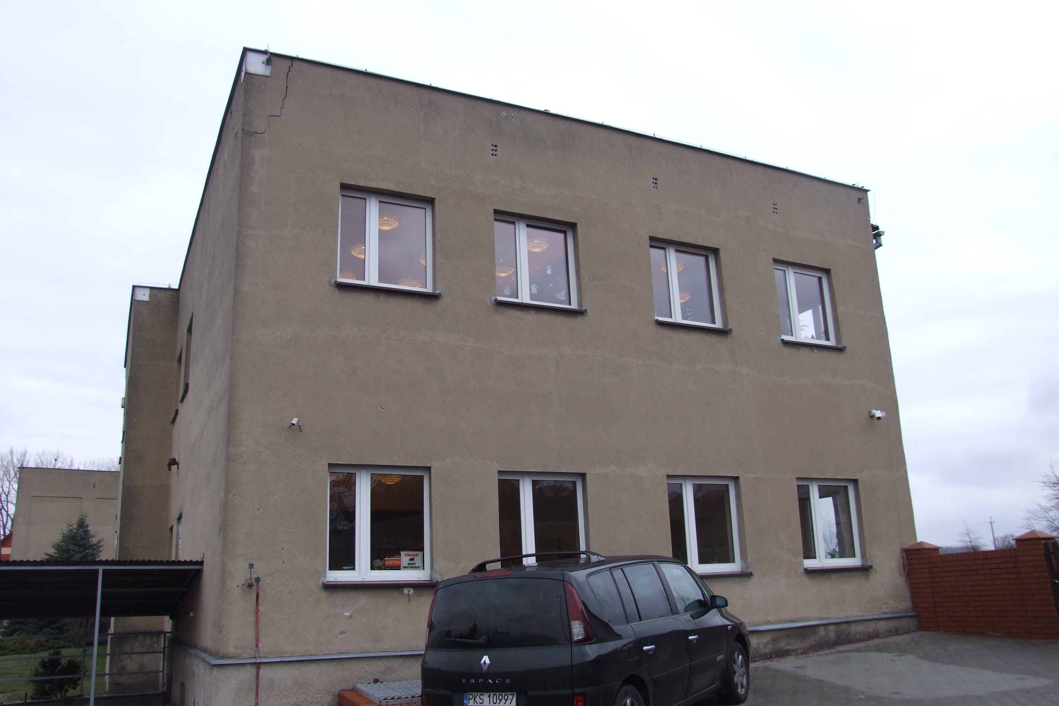 8 Budynek południowy od 9