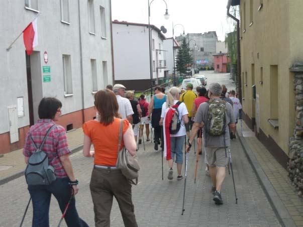 Na zakończenie rajdu w chojnickiej fosie uczestnicy otrzymali od