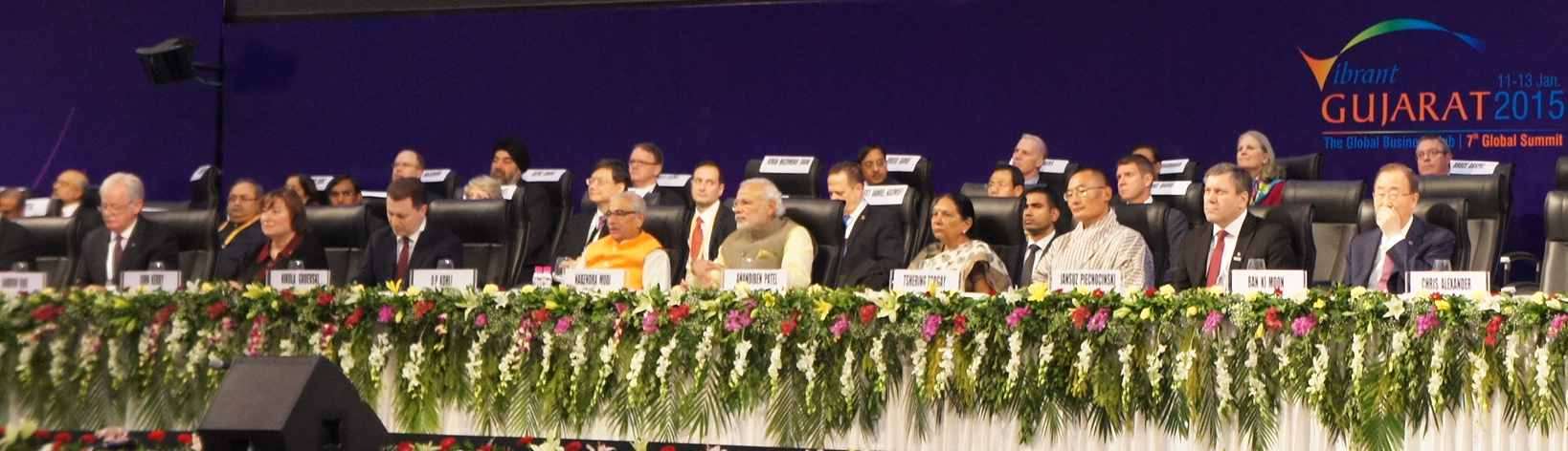 Silna reprezentacja Polski pod przewodnictwem wicepremiera Janusza Piechocińskiego na Vibrant Gujarat 2015 W dniach 9-11 stycznia 2015 r.