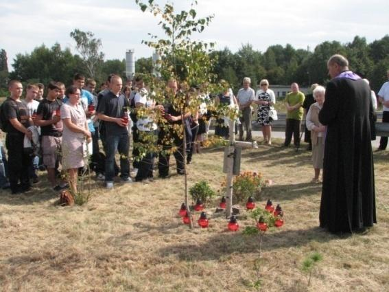 Żołnierze zostali pochowani n 5