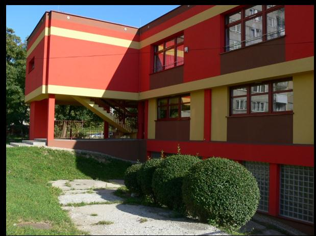 ) Wymiana stolarki okiennej w Przedszkolu nr 14 (2009 r.) Wymiana okien w budynku Przedszkola nr 17 (2009 r.) Plac zabaw w ogrodzie Przedszkola nr 17 przy ul. Tołstoja (2009 r.