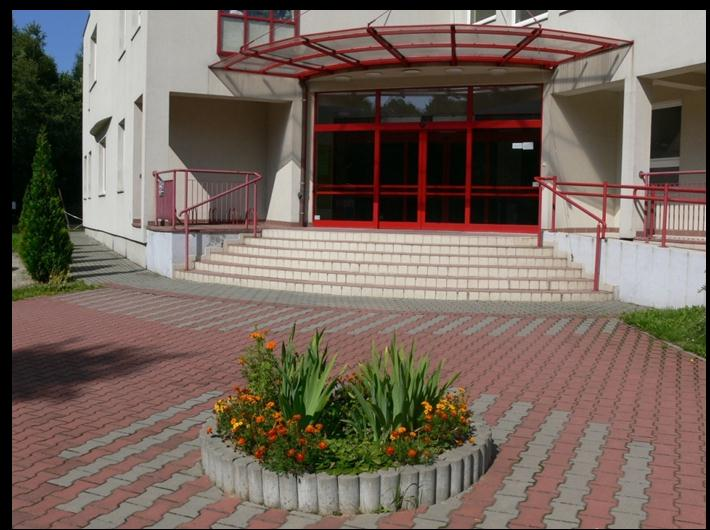 ) Remont Sali gimnastycznej oraz pomieszczeń przy sali w budynku Zespołu Szkół Sportowych (2008 r.) Remont instalacji ciepłej wody w budynku Zespołu Szkół Sportowych (2008 r.