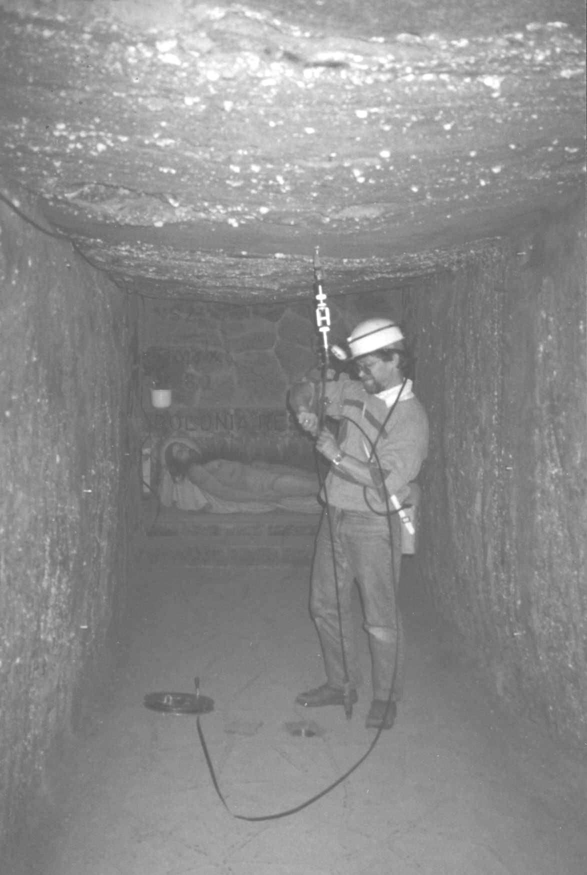 Rys. 2.1. Pomiar konwergencji w Kaplicy Św.