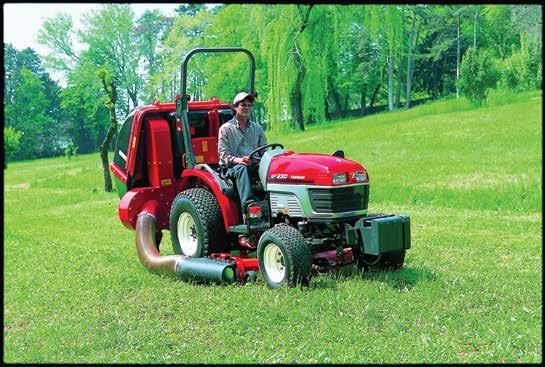 Hydrauliczne wspomaganie układu kierowniczego to standard, a nie dodatek Wszystkie traktory Yanmar wyposażone są w hydrauliczne wspomaganie układu kierowniczego, ułatwia to ogólną obsługę maszyny