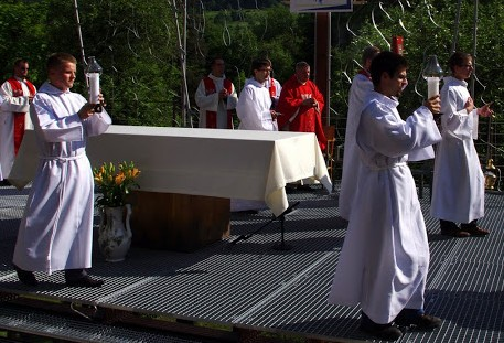 POSŁUGA W CZASIE LITURGII MSZA ŚW. cz.