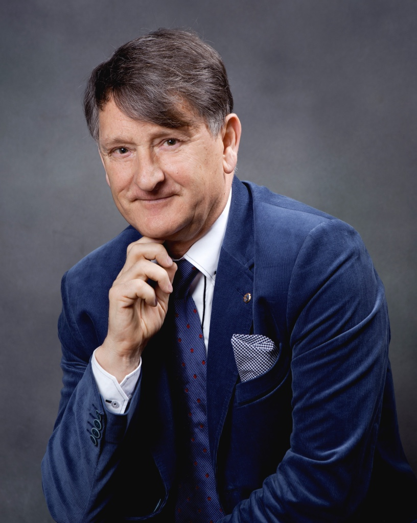NOTKA BIOGRAFICZNA Prof. dr hab. inż. Jan Kiciński, czł. kor. PAN Instytut Maszyn Przepływowych PAN w Gdańsku ul.