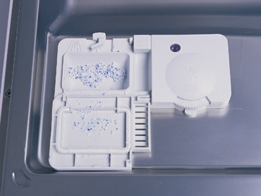 nie przechowuj go w miejscach wilgotnych. W miarę mozliwości trzymaj detergent w zamkniętym pojemniku. Ze względu na łatwośc przechowywania zalecamy używanie detergentu w tabletkach.