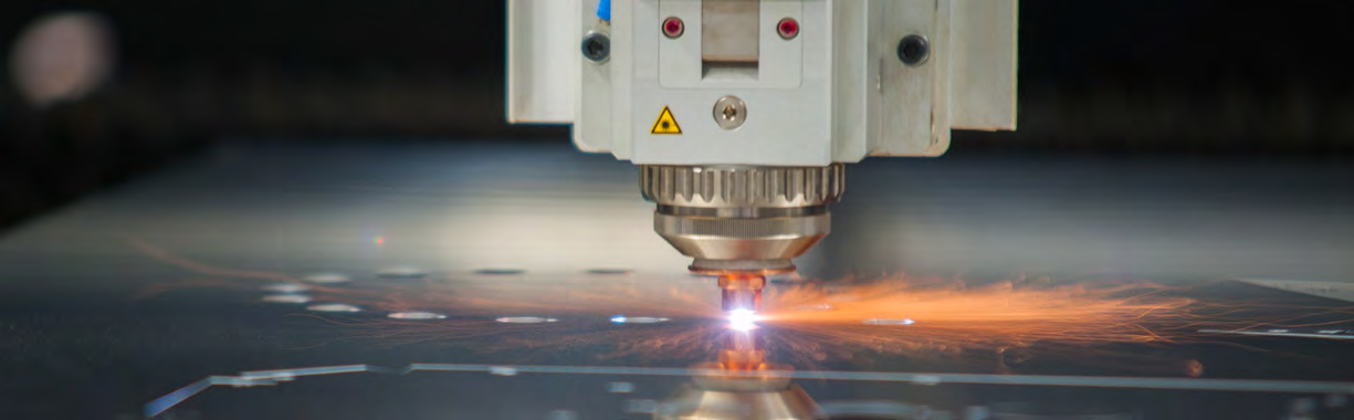 I OSPRZĘT GAZOWY Zalety systemów cięcia laserowego NIEZAWODNY - LASER FIBER Źródło jest zaprojektowane na 0 000 godzin pracy.