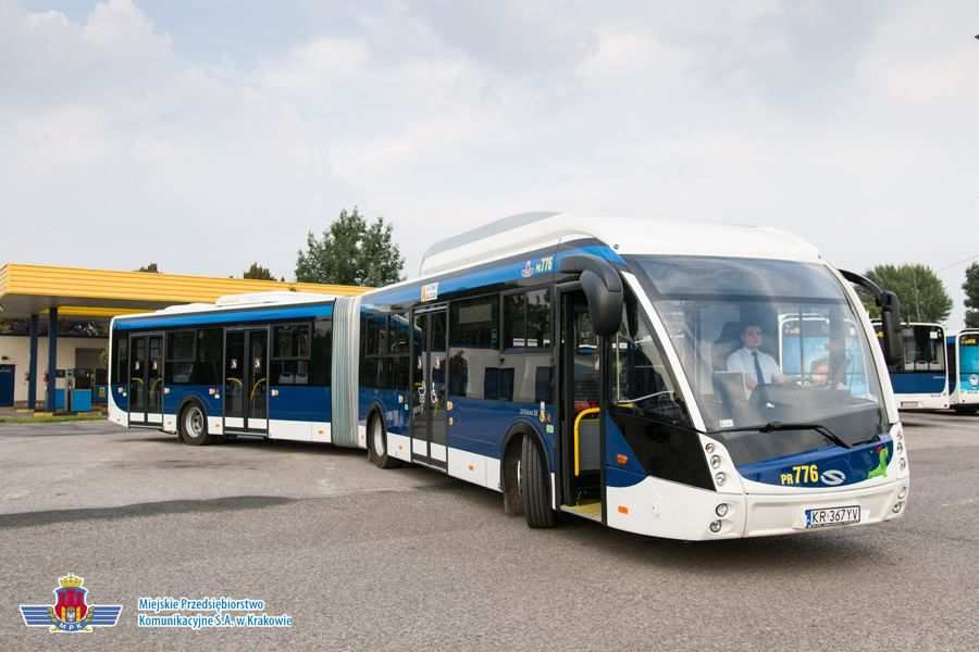stwo Komunikacyjne SA w Krakowie oraz Mobilis Sp.zo.o. trzy zajezdnie autobusowe: