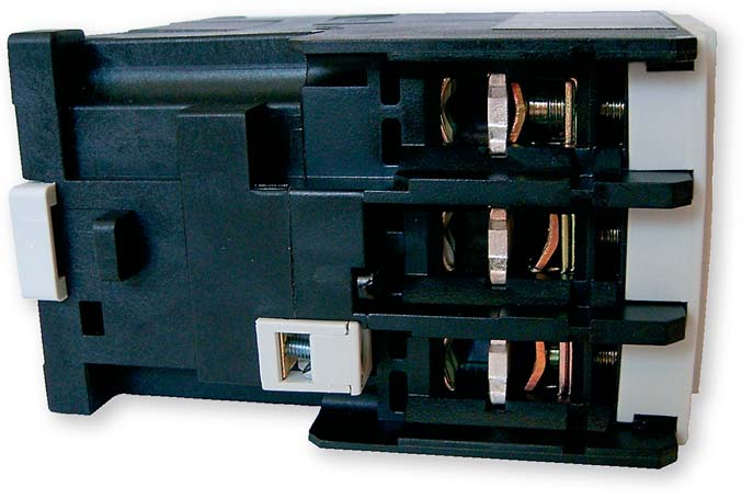 πcznie ze stycznikiem na szynie TH35 moøna zainstalowaê odpowiedni przekaünik termiczny RW, jednak trzeba zastosowaê element poúredniczπcy (adapter) RW.. D (rys. ).