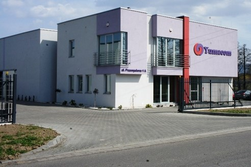 Oddajemy w Państwa ręce najnowszy katalog specjalistycznych produktów firmy YUMA COM.