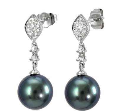 Kolczyki z pereł Tahiti ET19 ET-100B-SHWG14D-1YLF Perły Tahiti 9-10 mm Wysokość kolczyków: 2,3 cm Diamenty: 6 szt, ~0,04ct ET20 ET-100B-SHWG14D-2LLF Perły