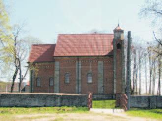 Jak podajà kroniki Antoni Koryciñski miecznik województwa podlaskiego i puùkownik wojsk koronnych, pragnàc podêwignàã miasto po wielkim poýarze w roku 1767, nadaù Ýydom prawo handlu w mieúcie.