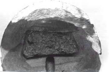 Rys. 1. Skorupowa forma doświadczalna Fig. 1. Experimental shell mould Celem eksperymentu było określenie ilościowego wpływu parametrów odlewania, tj.