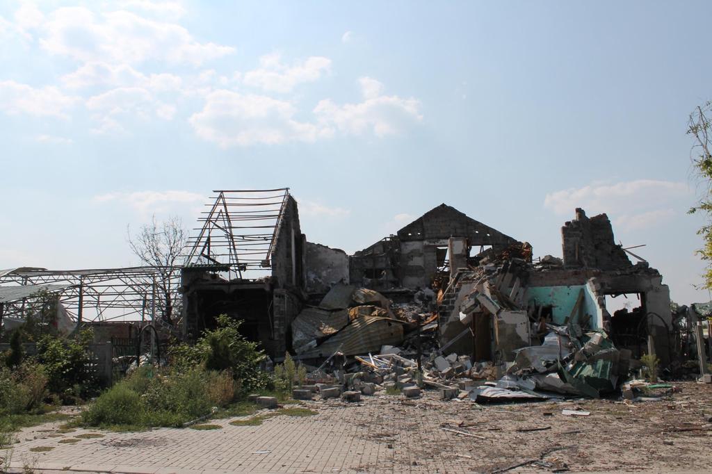 Zniszczenia wojenne w Słowiańsku, Ukraina, 2014. Fot. Adra Konflikt na wschodniej Ukrainie rozpoczął się w kwietniu 2014.