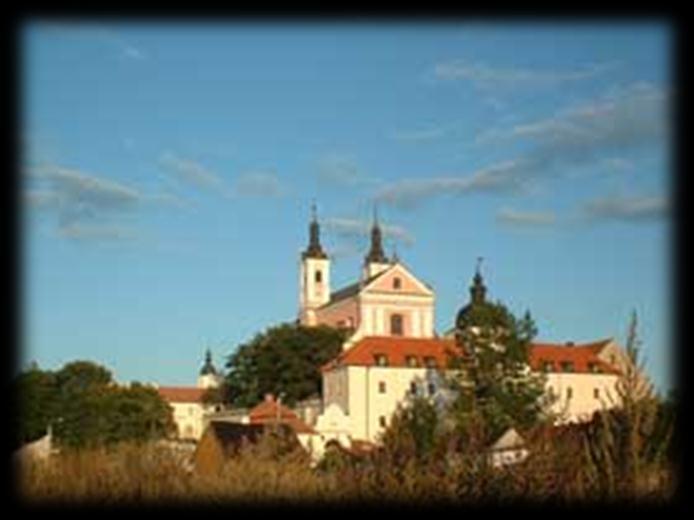 zwiedzanie zespołu pokamedulskiego w Wigrach, w tym