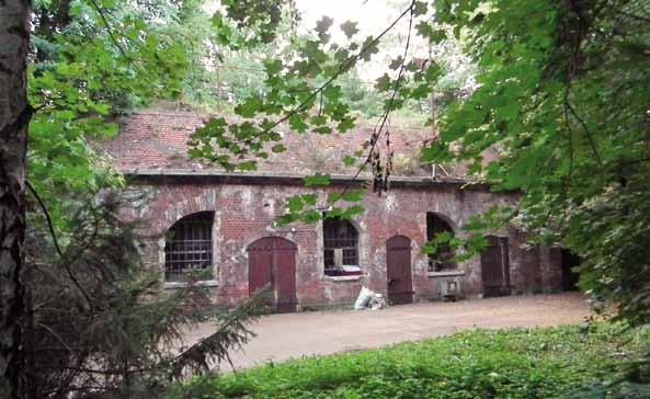 SCHRON AMUNICYJNy m13 Numer projektowy: M14a POLSKI NUMER DO 1926: Am.13 NUMER DOk: 1344 NUMER OC: A16 Rok budowy: 1889 Adres: ul. Polna 4 GPS: 53 2'2.3251''N 18 34'23.